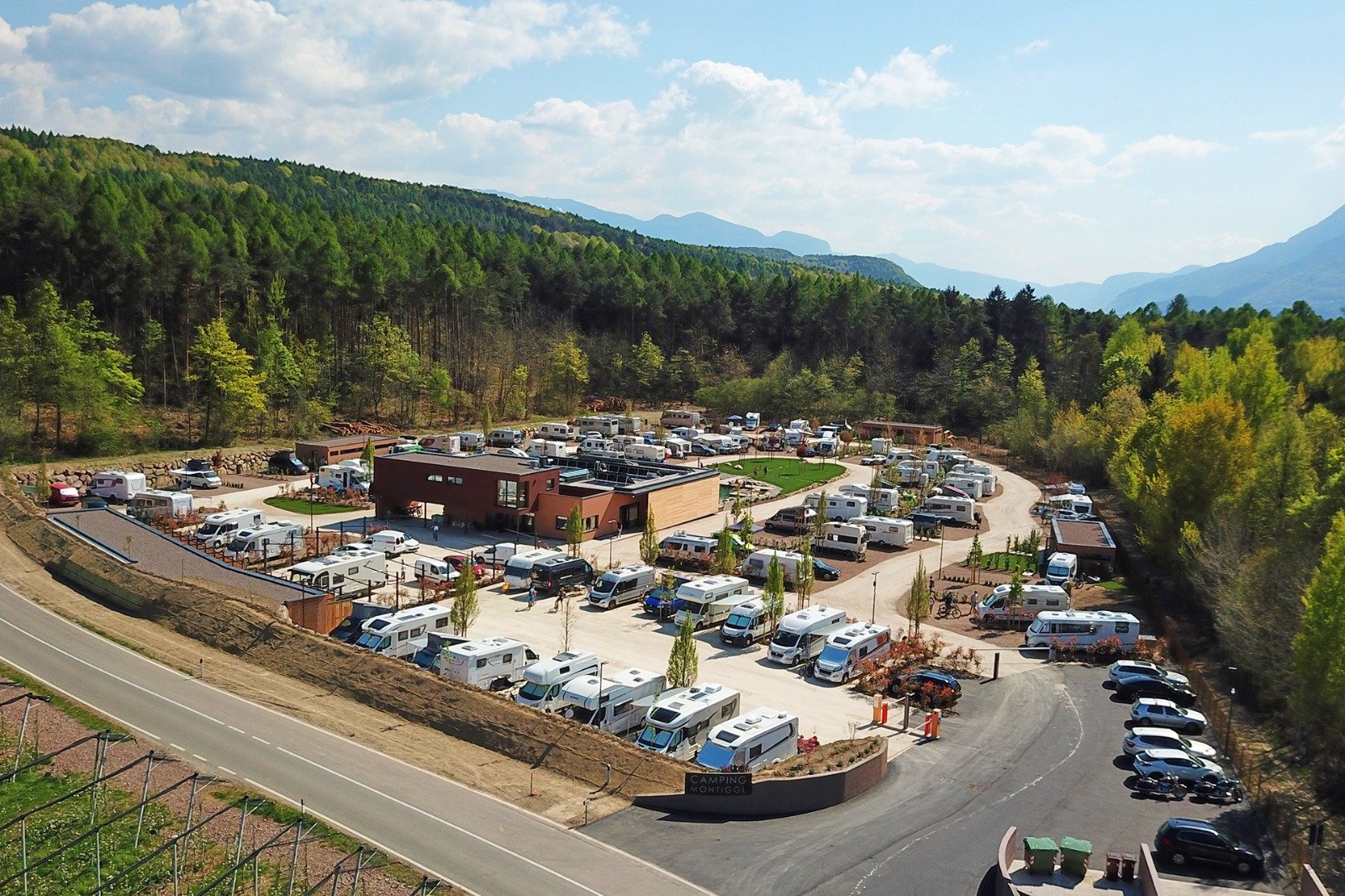 Campeggio Monticolo (Camping Montiggl)